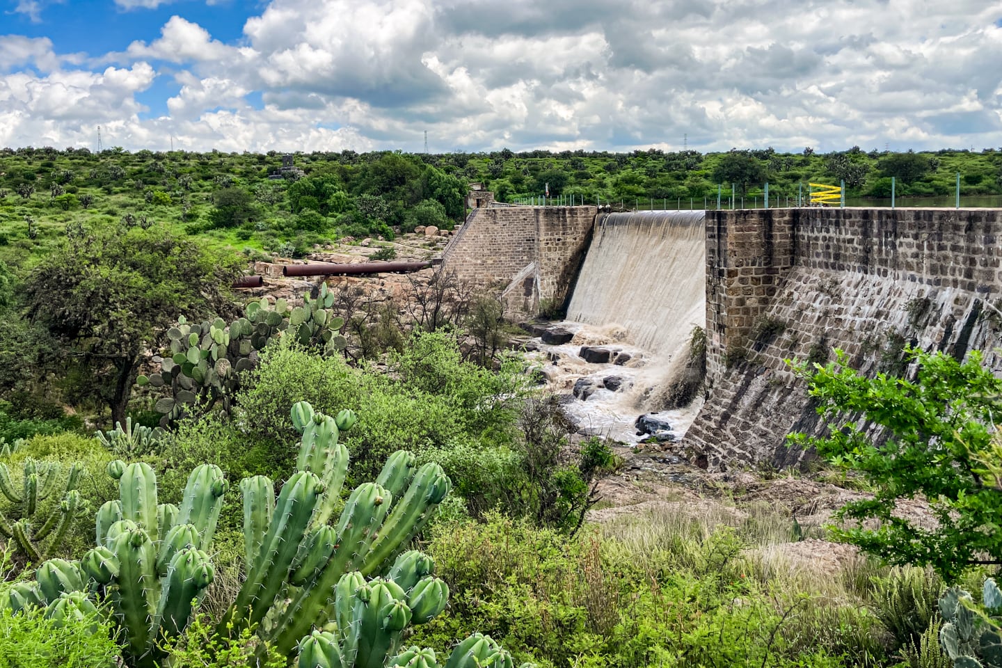 dam at El Charco del Ingenio